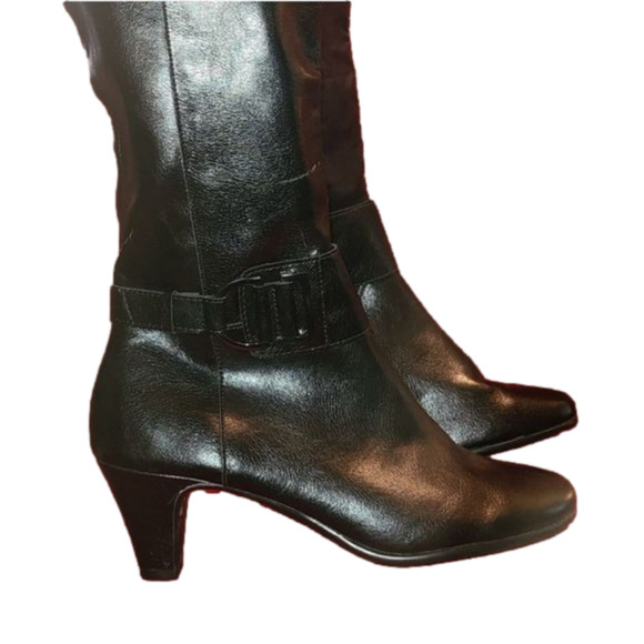 Aerosoles Black Leather Expandable Calf heeled boots size 9.5 - Picture 3 of 8